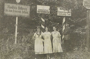 Grenzstelle hangender Stein.jpg