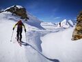 Großglockner Hochalpenstraße Schneeräumung 2021 Vorarbeiten 03.jpg