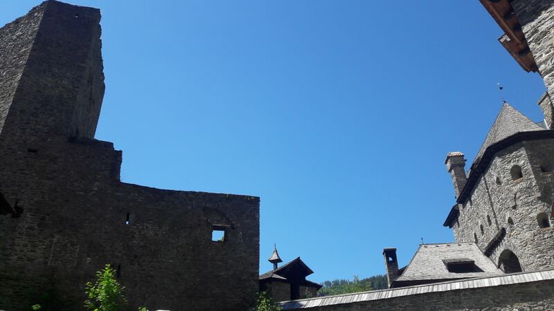 Datei:Burg Finstergrün 1 (44).jpg