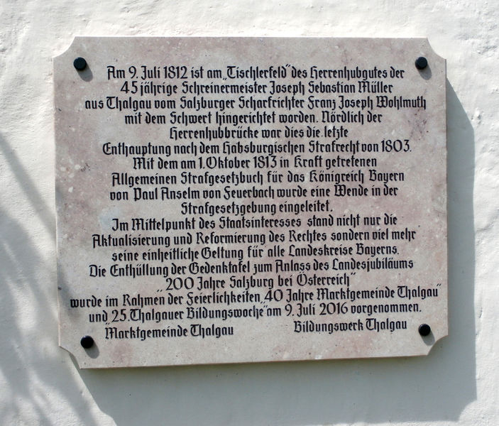 Datei:Gedenktafel an der Herrnhubkapelle.jpg