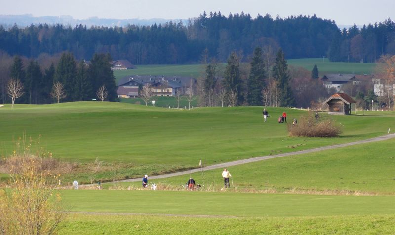 Datei:Golfer im November.jpg