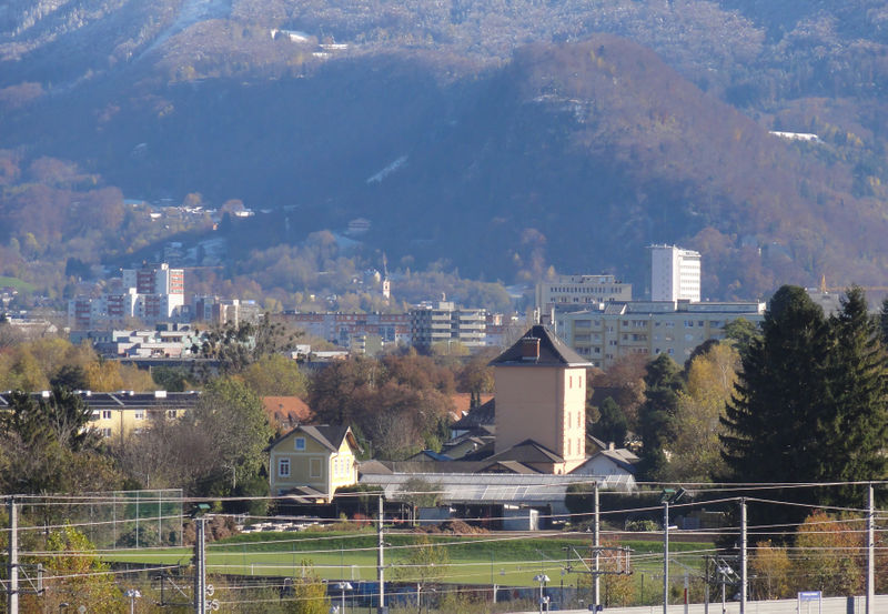 Datei:Sichtachse Gnigl.jpg