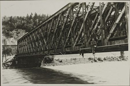 Salzburg-Tiroler-Bahn Eisenbahnbrücke Bischofshofen 03.jpg