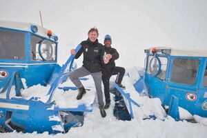 Großglockner Hochalpenstraße Schneeräumung Durchstich PR26042016001.jpg