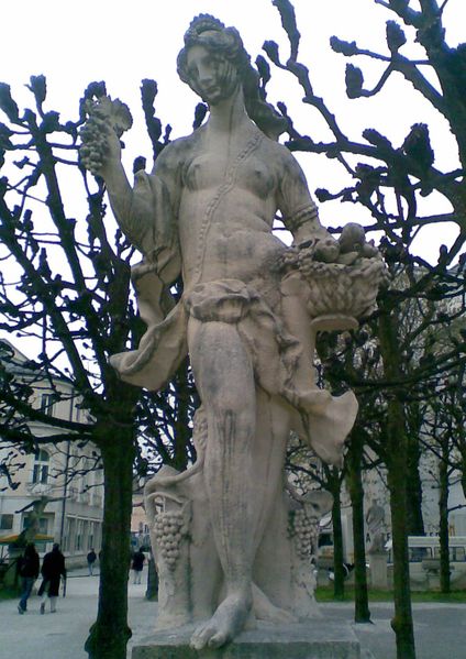 Datei:Mirabellgarten-Pomona.jpg
