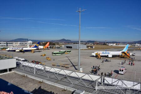 2025 02 08 APT SZG Passagiertransfers 02.jpg