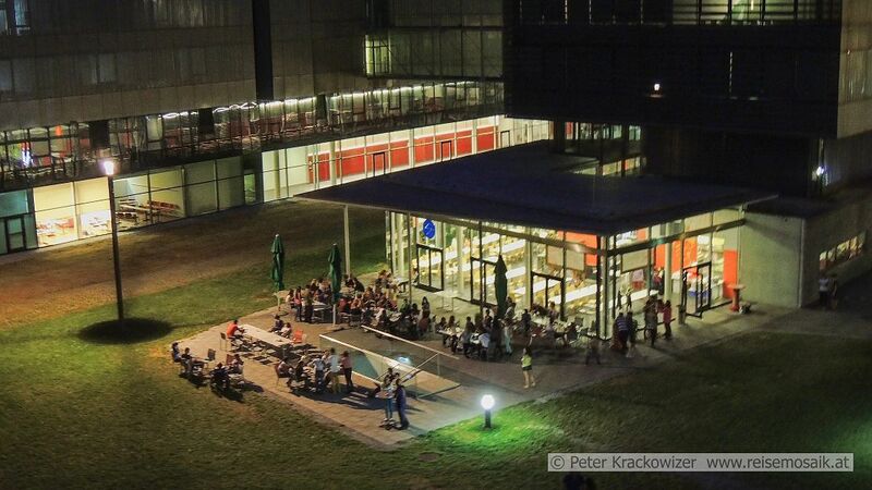 Datei:Campus Urstein 2013 01.jpg