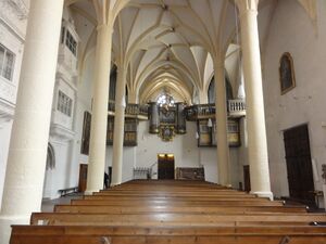 Stiftskirche in Berchtesgaden, Chorseite.jpg