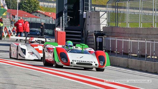 2025 10 03 Legends Grand Prix Salzburgring Boxen 11.jpg