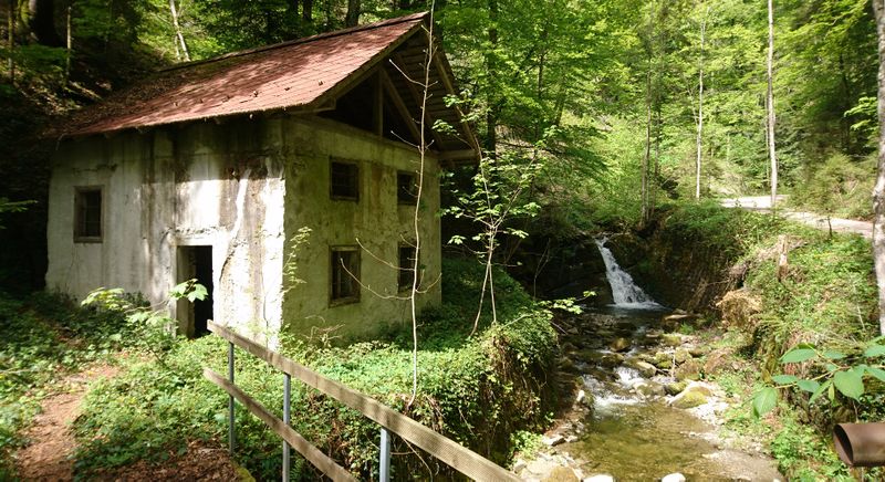 Datei:Goldwascherhaus, Nahaufnahme.jpg