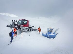 Großglockner Hochalpenstraße Schneeräumung 2017 Nordrampe 28.jpg