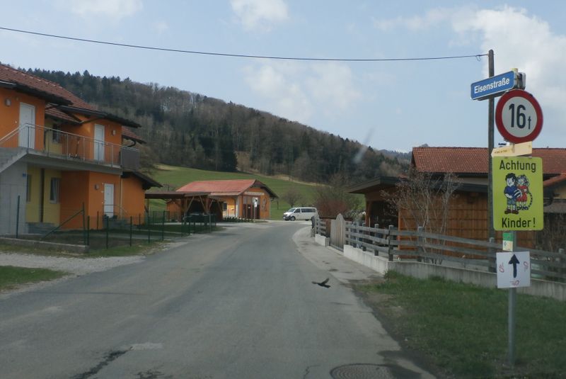 Datei:Eisenstraße (Koppl).jpg