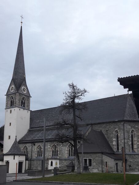 Datei:Pfarrkirche Bruck 20211113 2.jpg