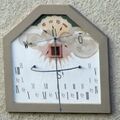 Sonnenuhr am Annahof in Burgfried.jpg