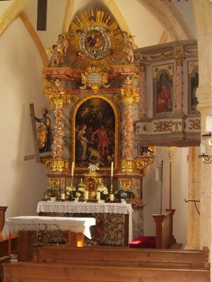 Höglkirche Altar.jpg