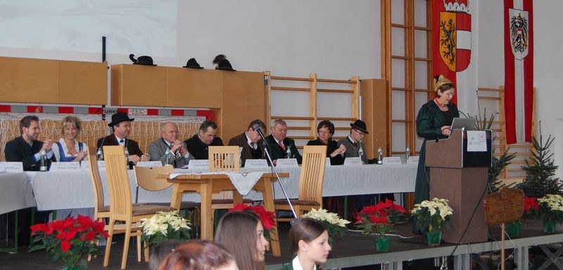 Datei:Begrüßung III.jpg