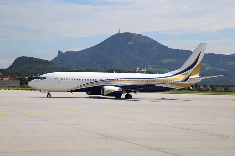Datei:EU Gipfel Flugzeuge Zypern.jpg