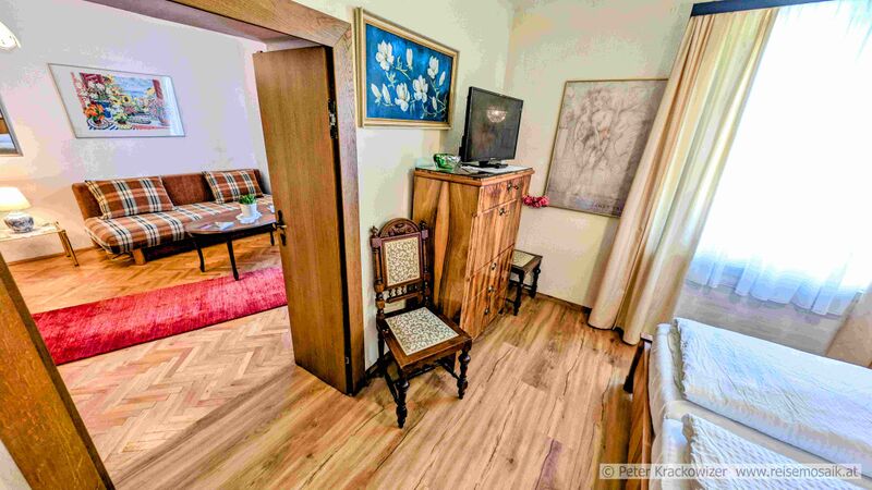 Datei:Hohlwegwirt Übernachten Appartement 06.jpg