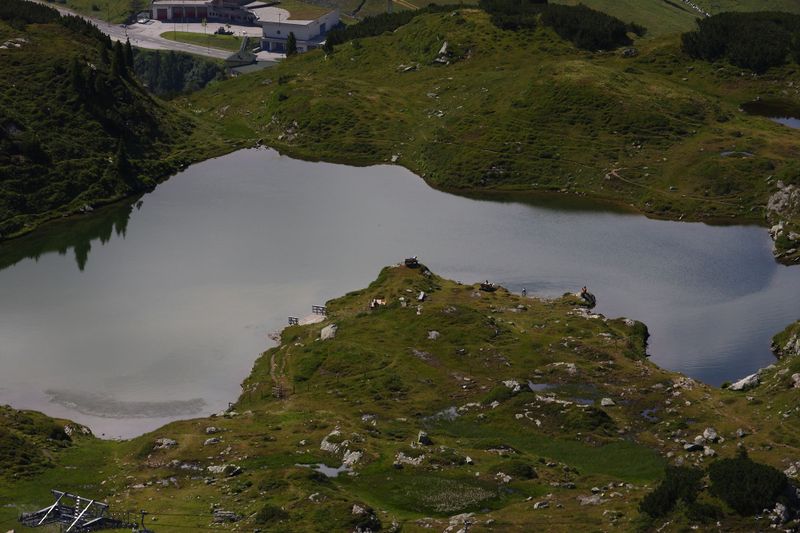 Datei:Krummschnabelsee obertauern 30936 2016-08-04.jpg