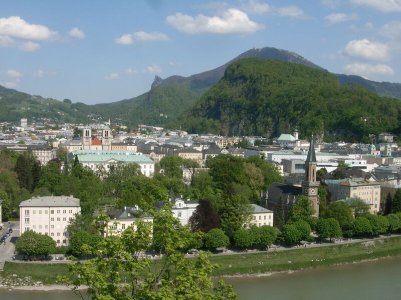 Datei:Altstadt Elisabethkai Stadtberge.jpg