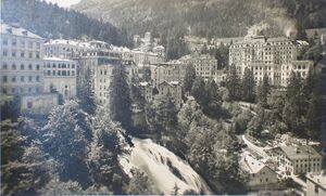 Bad Gastein mit Gasteiner Wasserfall vor 1928.jpg