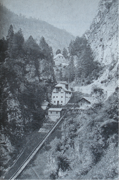 Datei:Brunnhaus.png