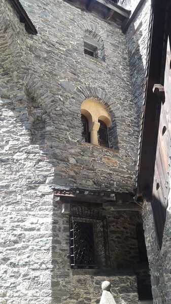 Datei:Burg Finstergrün 1 (46).jpg