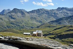 Salmhütte Reste der dritten Hütte 05.jpg