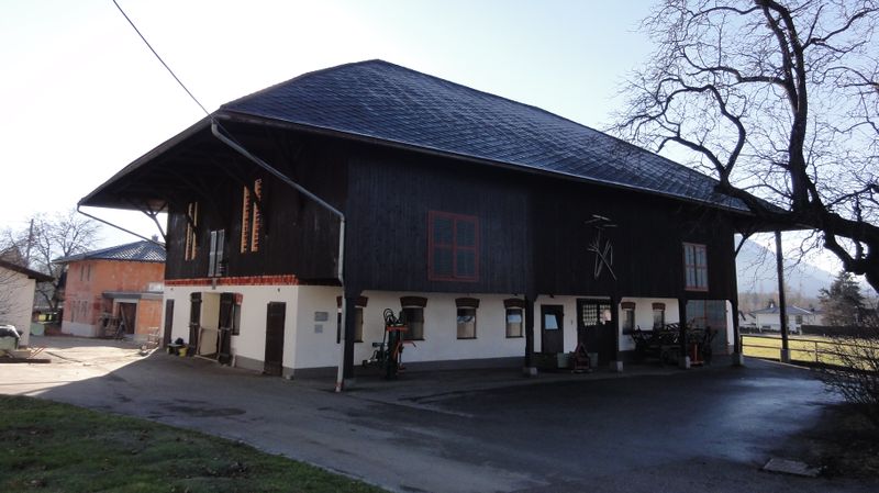 Datei:Bauernhof in Elsbethen.jpg