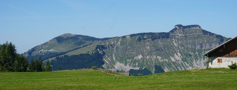 Datei:Schlenken und Schmittenstein a.jpg