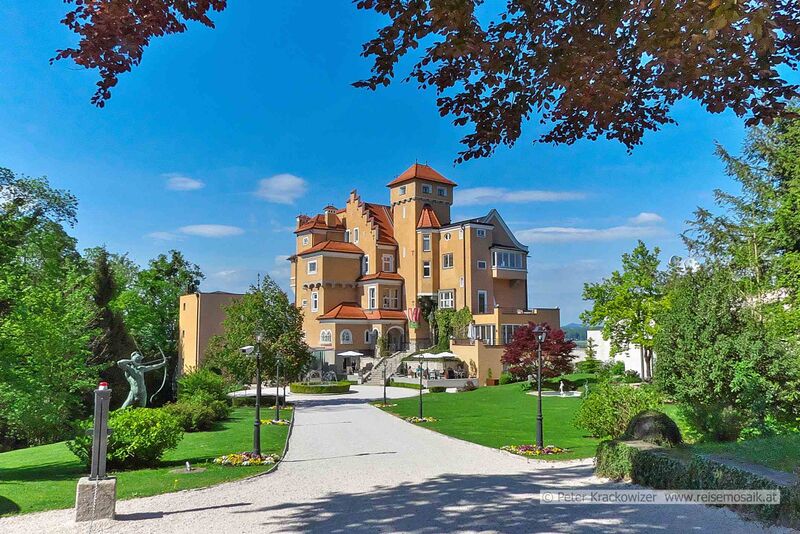 Datei:2019 05 01 Moenchstein Schloss Salzburg.jpg