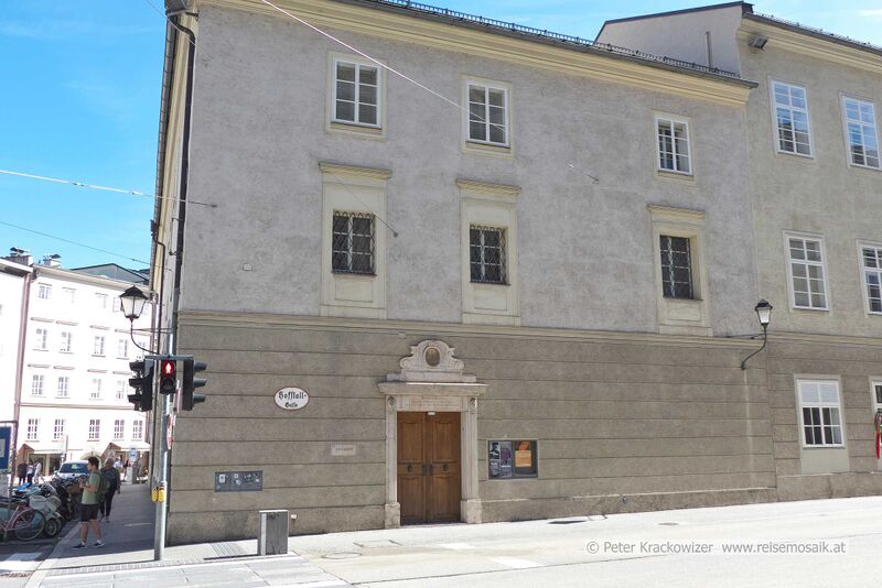 Datei:2024 09 07 Salzburg Sacellum Gebäude 02.jpg