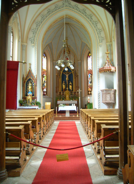 Datei:Gugenthalkirche innen A.jpg