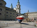 Hubschrauber am Residenzplatz.jpg