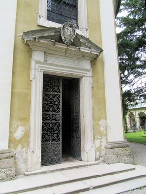Portal zur Gabrielskapelle - Mausoleum Wolf Dietrichs.jpg