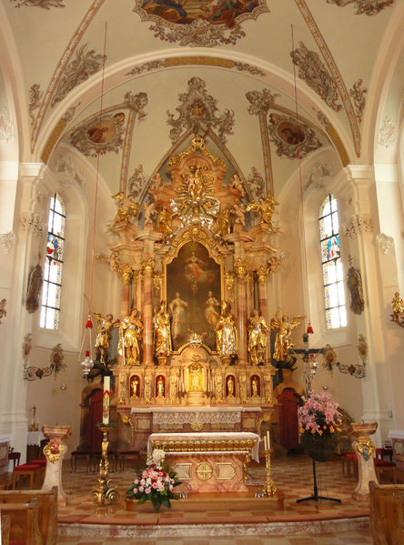 Datei:Pfarrkirche Oberau, Altarfoto.jpg