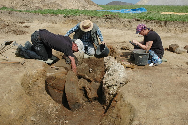 Datei:Archäologische Grabungen in Pfongau 10.JPG