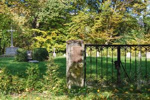 Garnisonsfriedhof Riedenburg.jpg