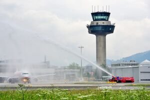 Lauda-Airbus auf den Namen Salzburg getauft 24.jpg