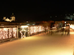Makartsteg mit Weihnachtsbeleuchtung.jpg