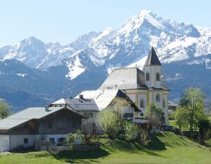 Wallfahrtskirche Mariä Heimsuchung (Ettenberg) Frühlingsbild.jpg
