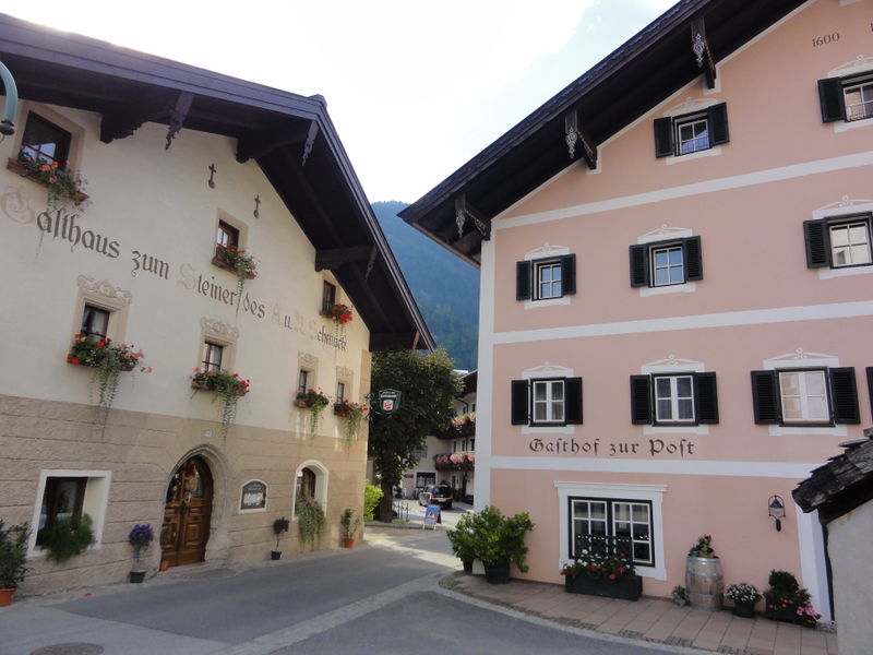 Datei:St. Martin bei Lofer, Ortsansicht.JPG – Salzburgwiki