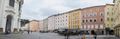 Universitätsplatz Salzburg Häuserfront.jpg