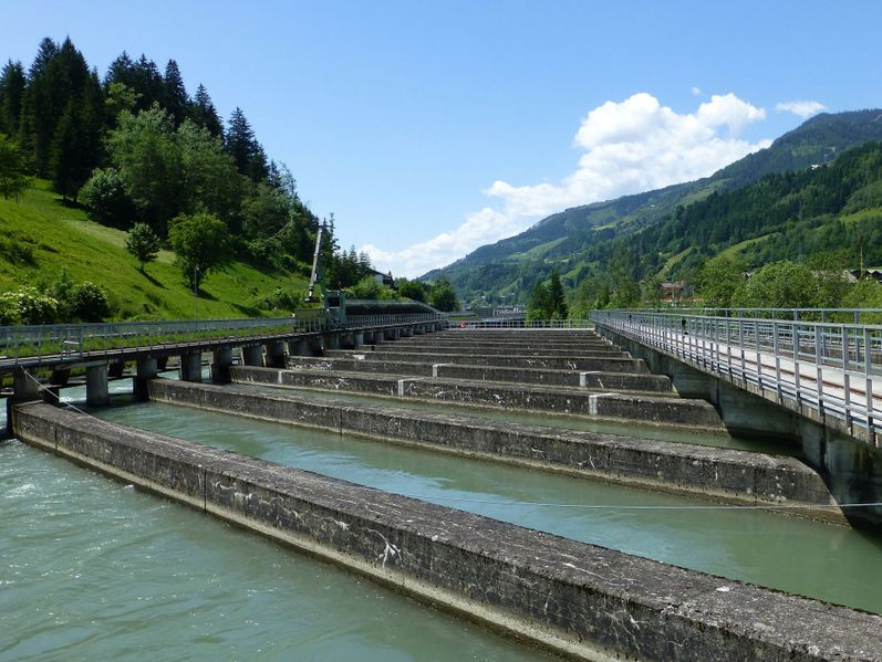 Datei:Wehranlage Högmoos 6.jpg