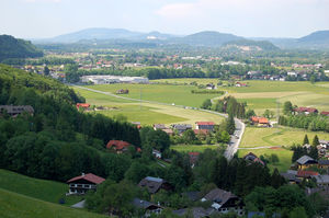 Wiesenbrunnweg (Hallein).jpg