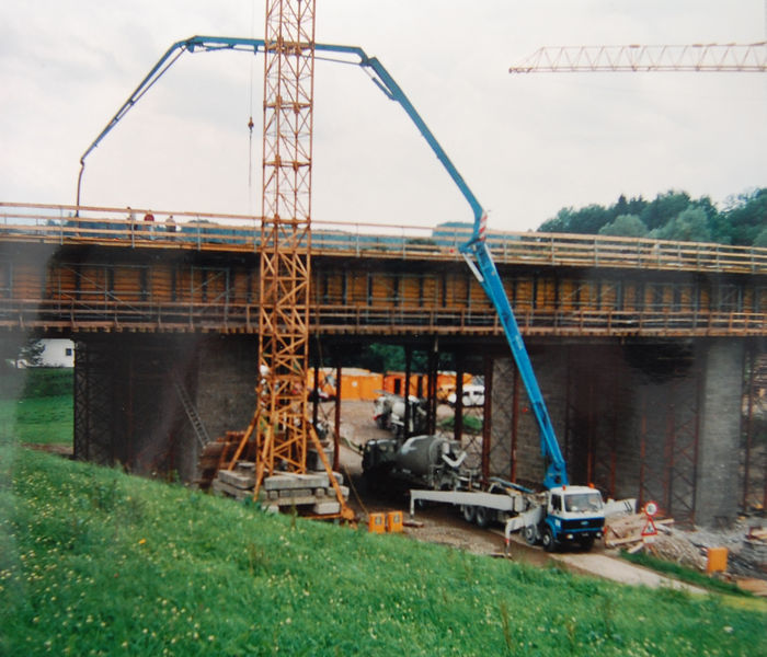 Datei:Bärentalbrücke 1993.jpg
