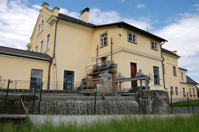 Datei:Eichetmühle, Gebäudeansicht.jpg