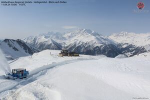 Großglockner Hochalpenstraße Schneeräumung 2024 18.jpg