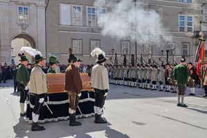 Kothgasser Erzbischof Begräbnisfeierlichkeiten 13.jpg