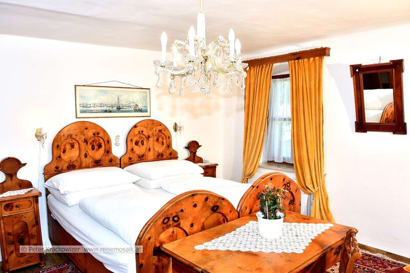 Datei:Hohlwegwirt Zimmer 01.jpg